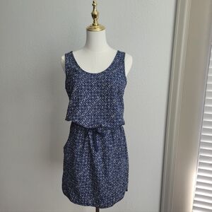 Patagonia Women's Fleetwith Dress Blue Patterned Sleeveless Size Small Hiking